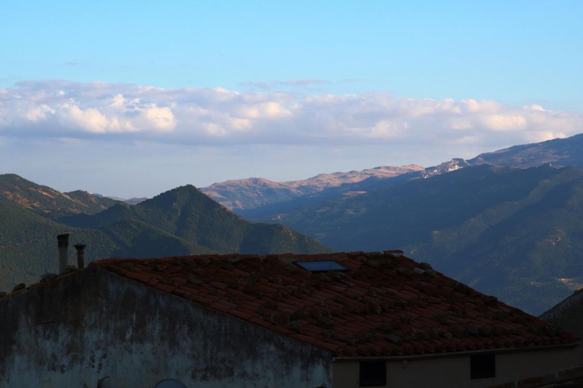 Aurusa - Casa Vacanze Pollina, Sicilia Autentica Luaran gambar